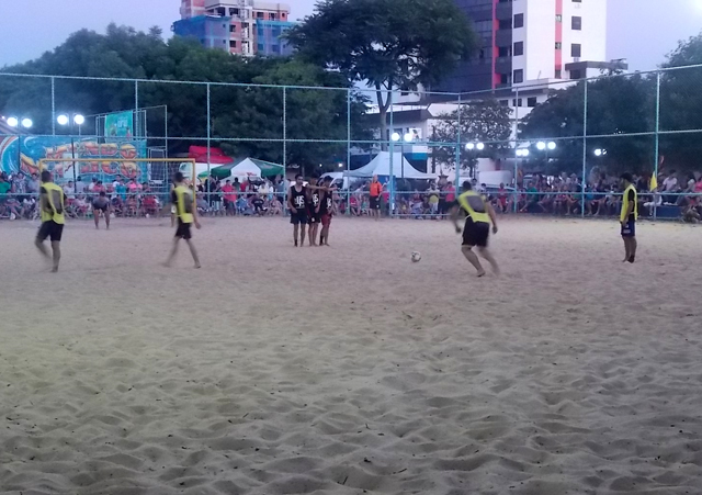 Confira a rodada do futebol de Areia no Verão Mágico