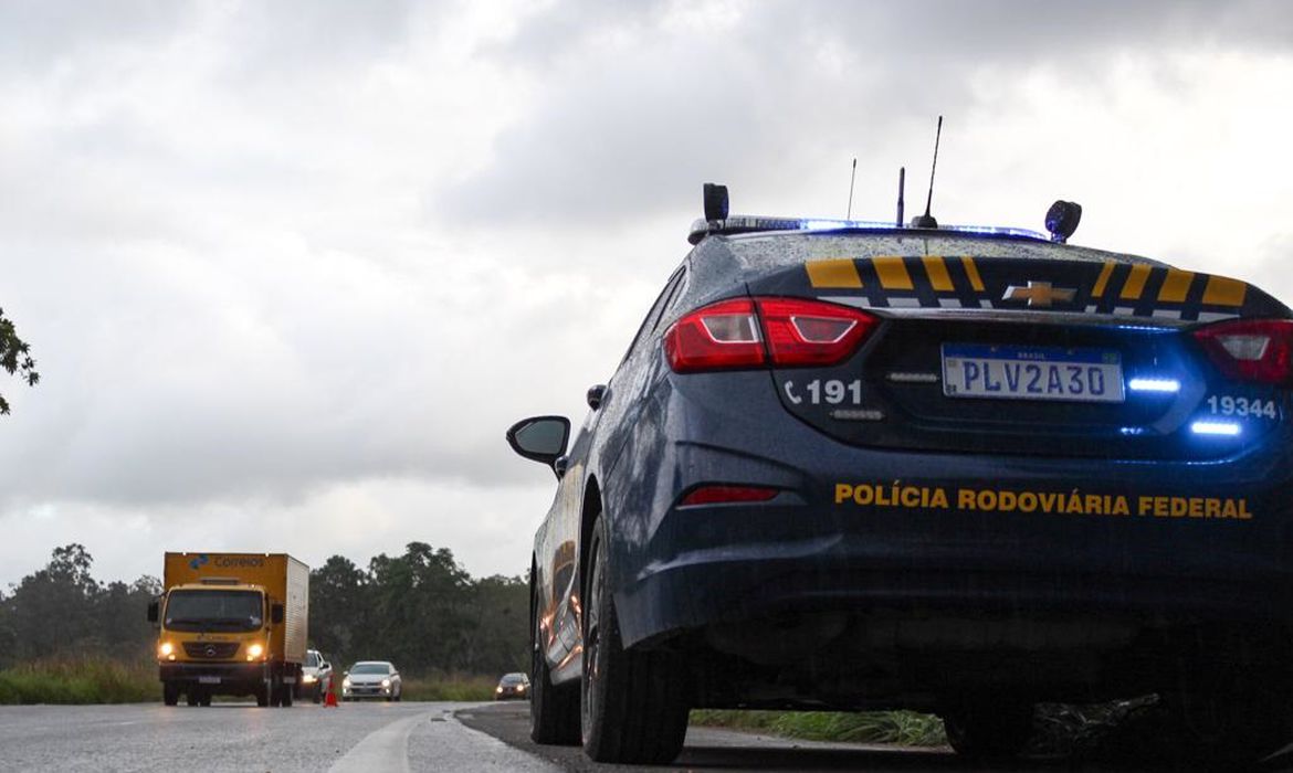 Flagrantes de embriaguez ao volante aumentam 39% no feriadão