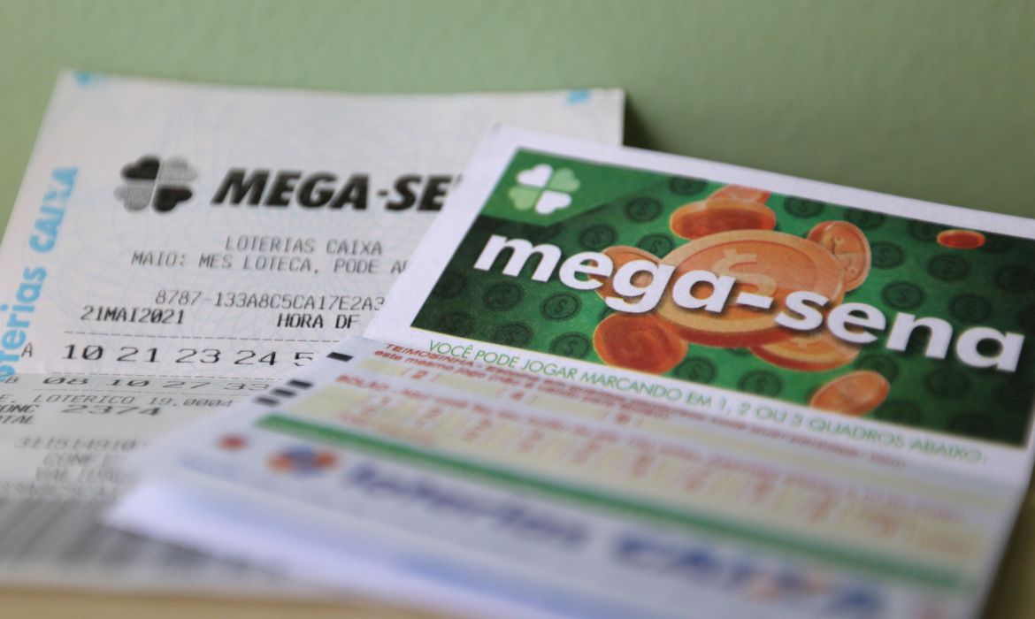 Ninguém acerta Mega-Sena e prêmio acumula em R$ 34 milhões