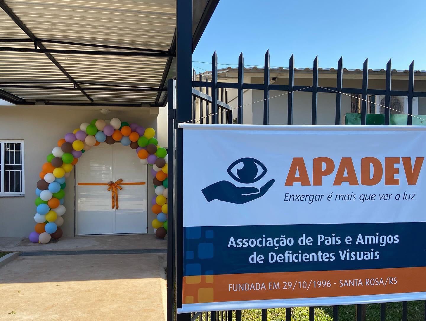 Inaugurado o novo prédio da APADEV