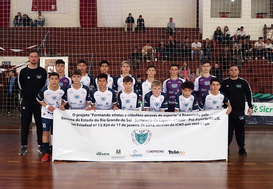 Meninos de Santa Rosa  avançam no Gauchão de Futsal