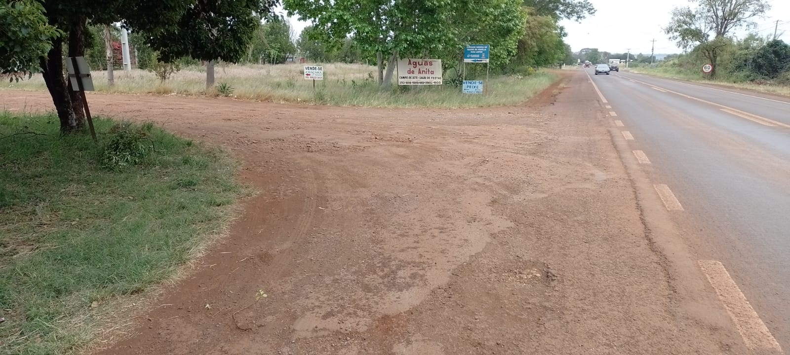 Asfalto na Rua Guaíra Sul e melhorias no acesso ao Posto de Saúde da Guia Lopes