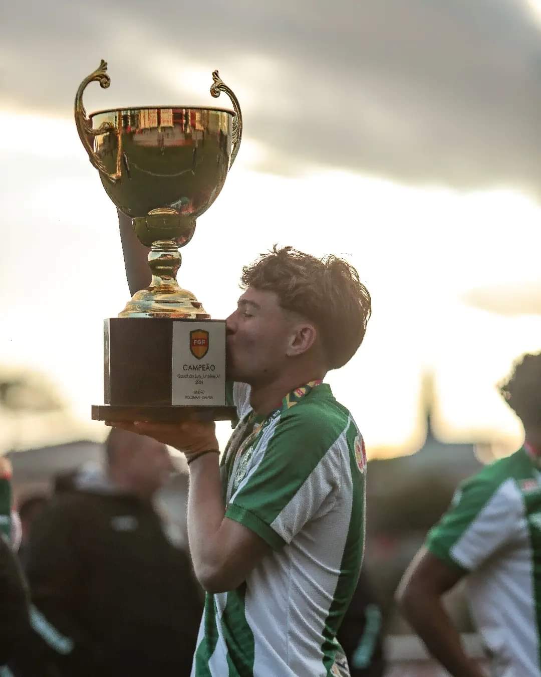 Atleta Santarosense é Campeão Gaúcho Sub 17 pelo E.C. Juventude.