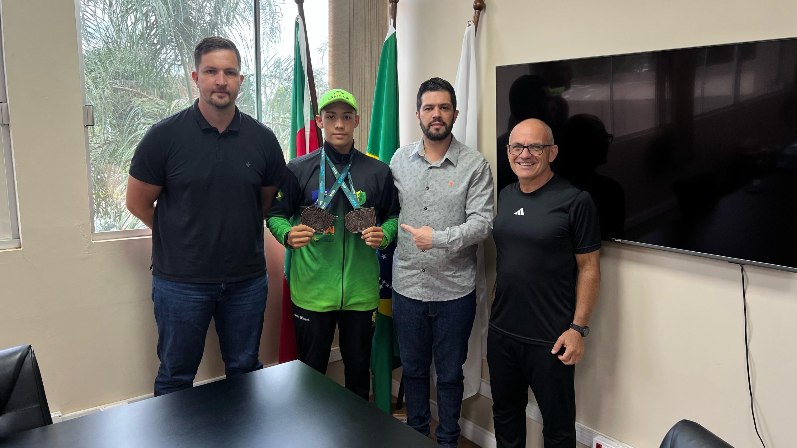 Atleta de Santa Rosa conquista duas medalhas de bronze na Copa Brasil de Atletismo