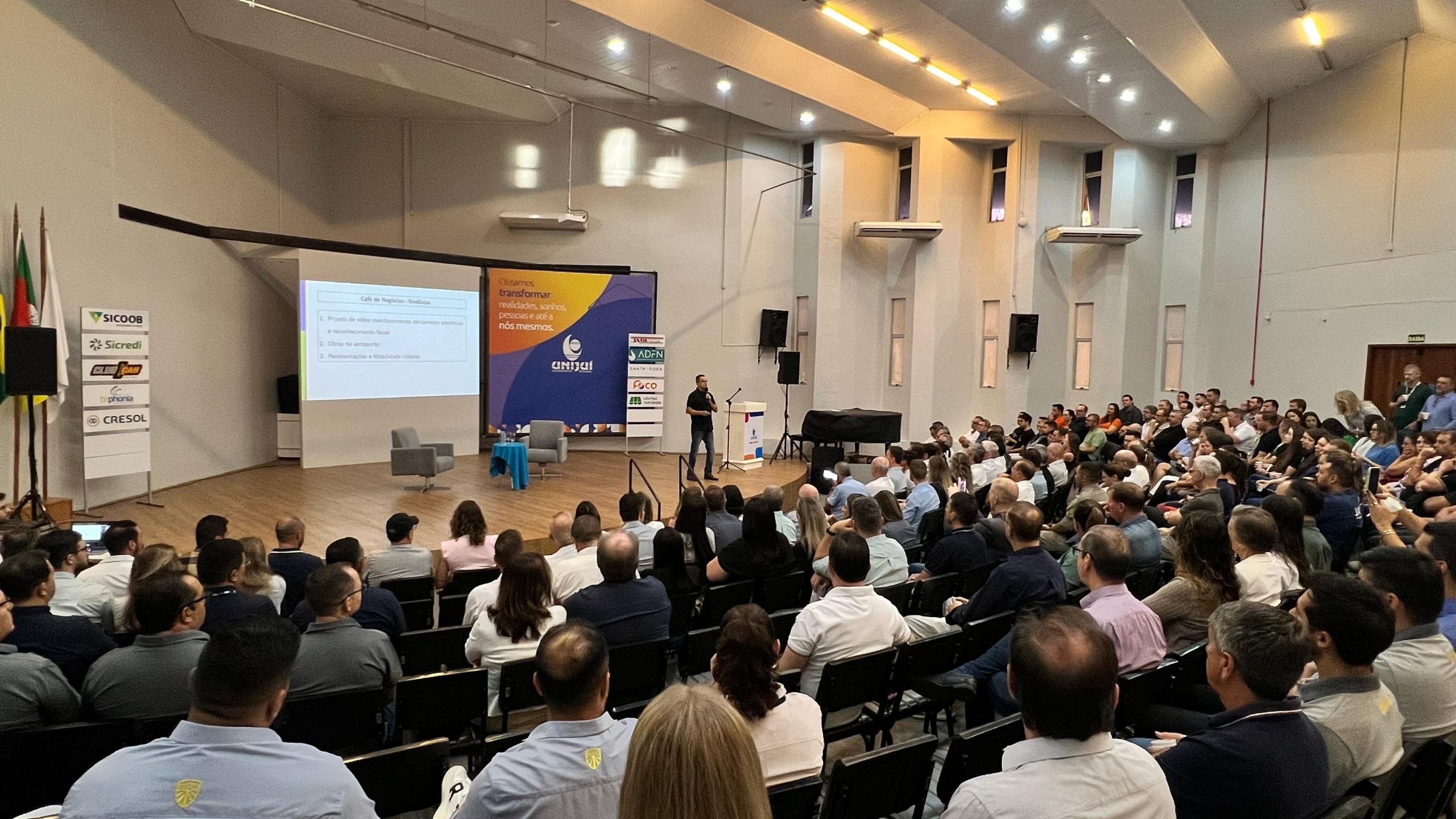 Prefeito Anderson é o convidado da primeira edição de 2025 do Café de Negócios do Sindilojas Prefeito Anderson é o convidado da primeira edição de 2025 do Café de Negócios do Sindilojas