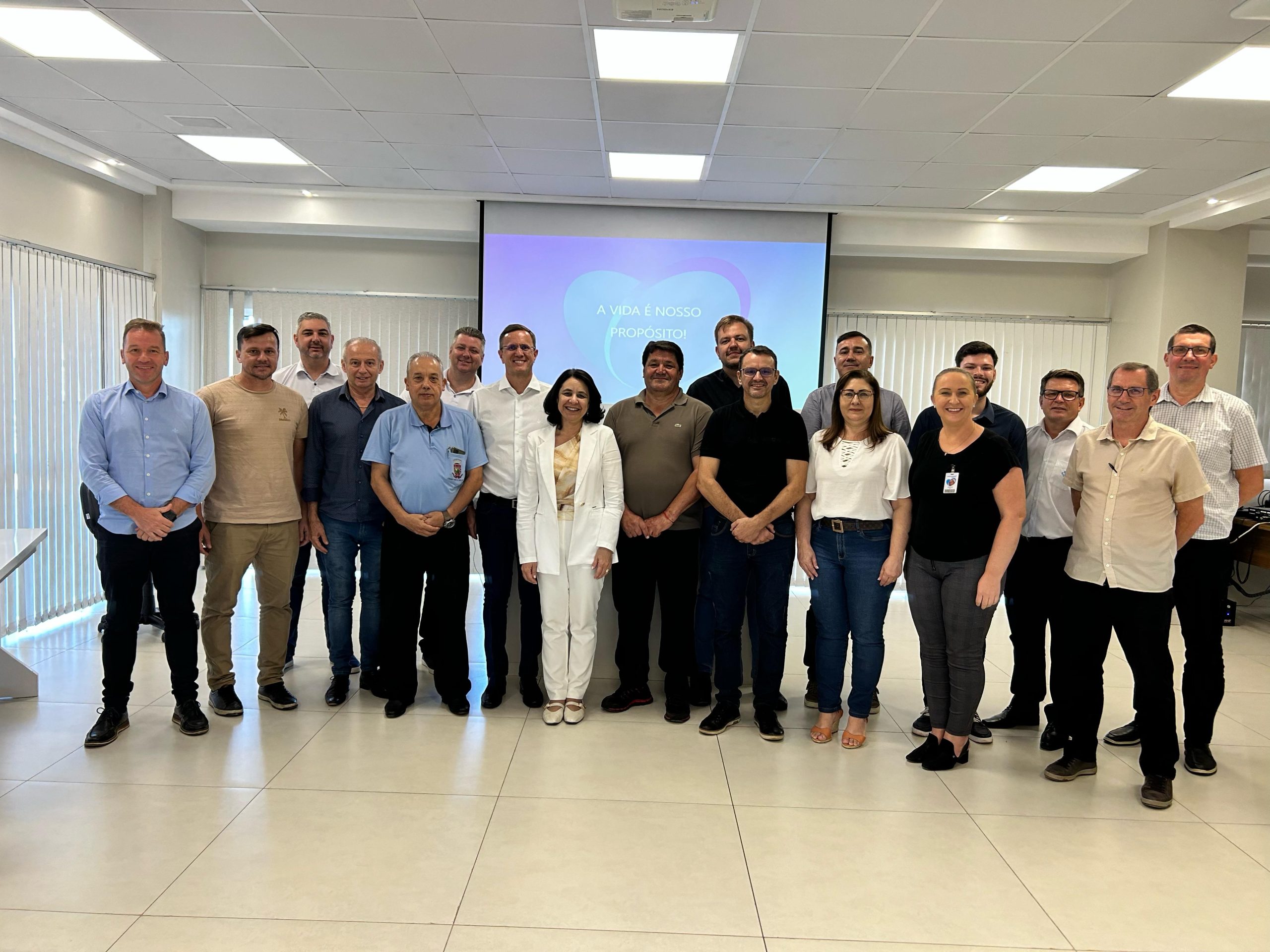 Em visita ao HVS, vereadores acompanham andamento da obra da Cardiologia e Prestação de Contas de 2024