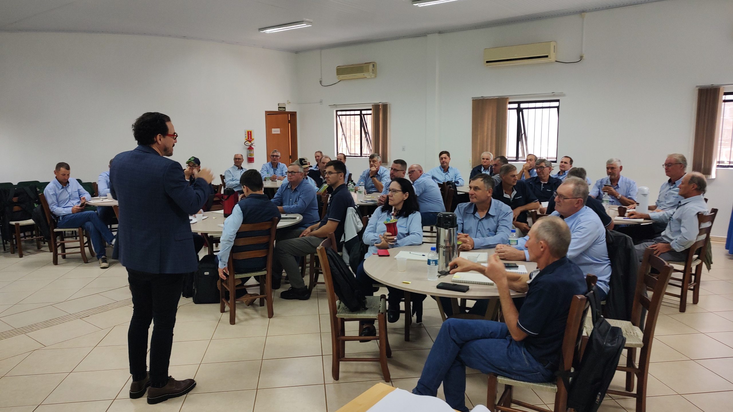 Coopermil realiza segunda etapa do Curso para Conselheiros de Administração e Fiscal Coopermil realiza segunda etapa do Curso para Conselheiros de Administração e Fiscal