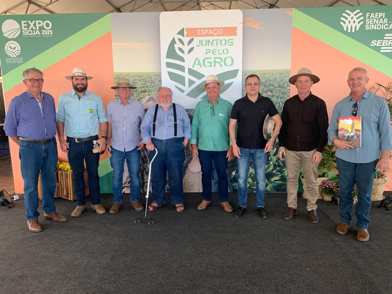 Prefeito Anderson Mantei prestigia Exposoja no Piauí Prefeito Anderson Mantei prestigia Exposoja no Piauí