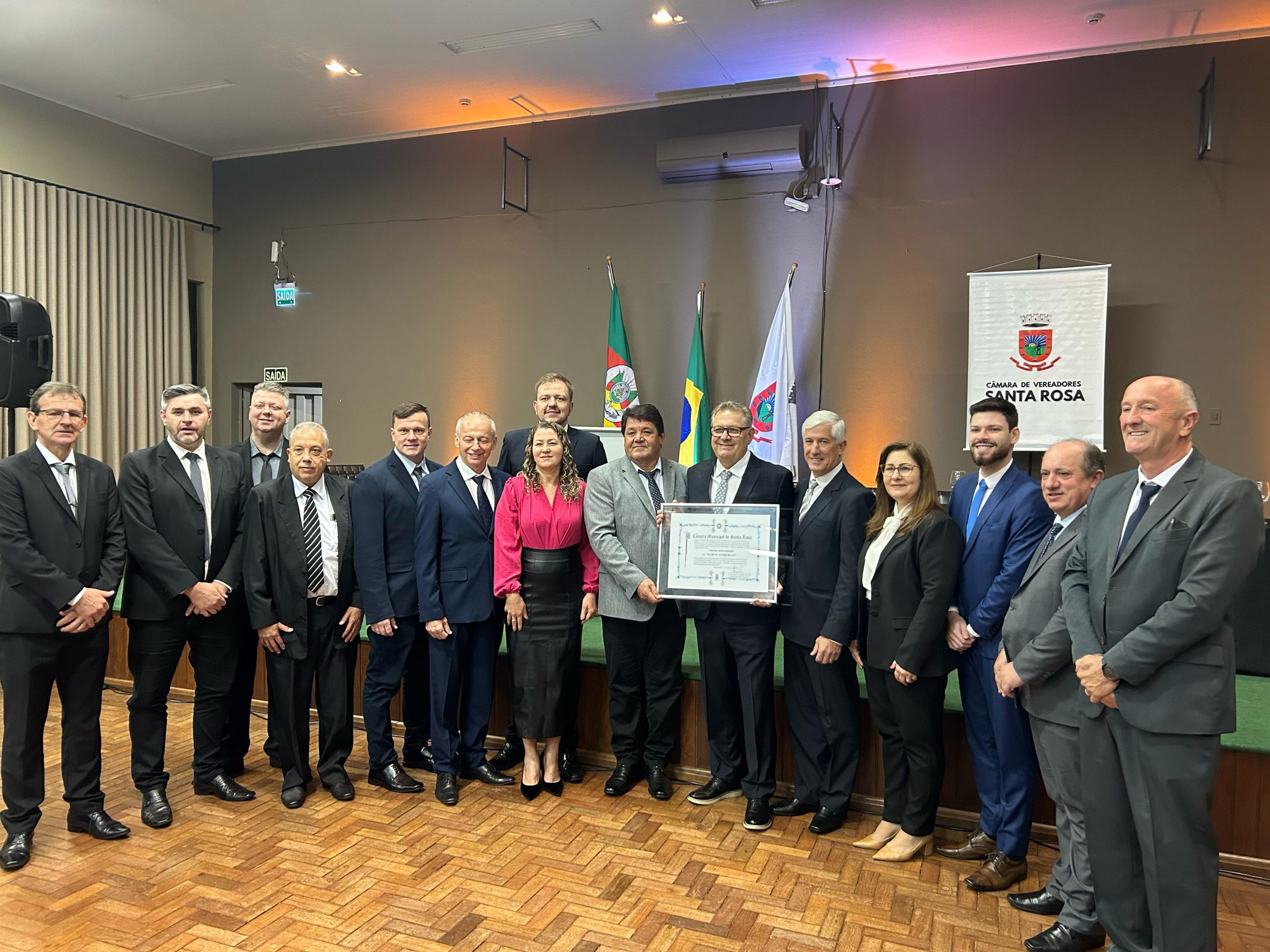 Rubens Zamberlan recebe Título de Cidadão Santa-Rosense em sessão solene da Câmara