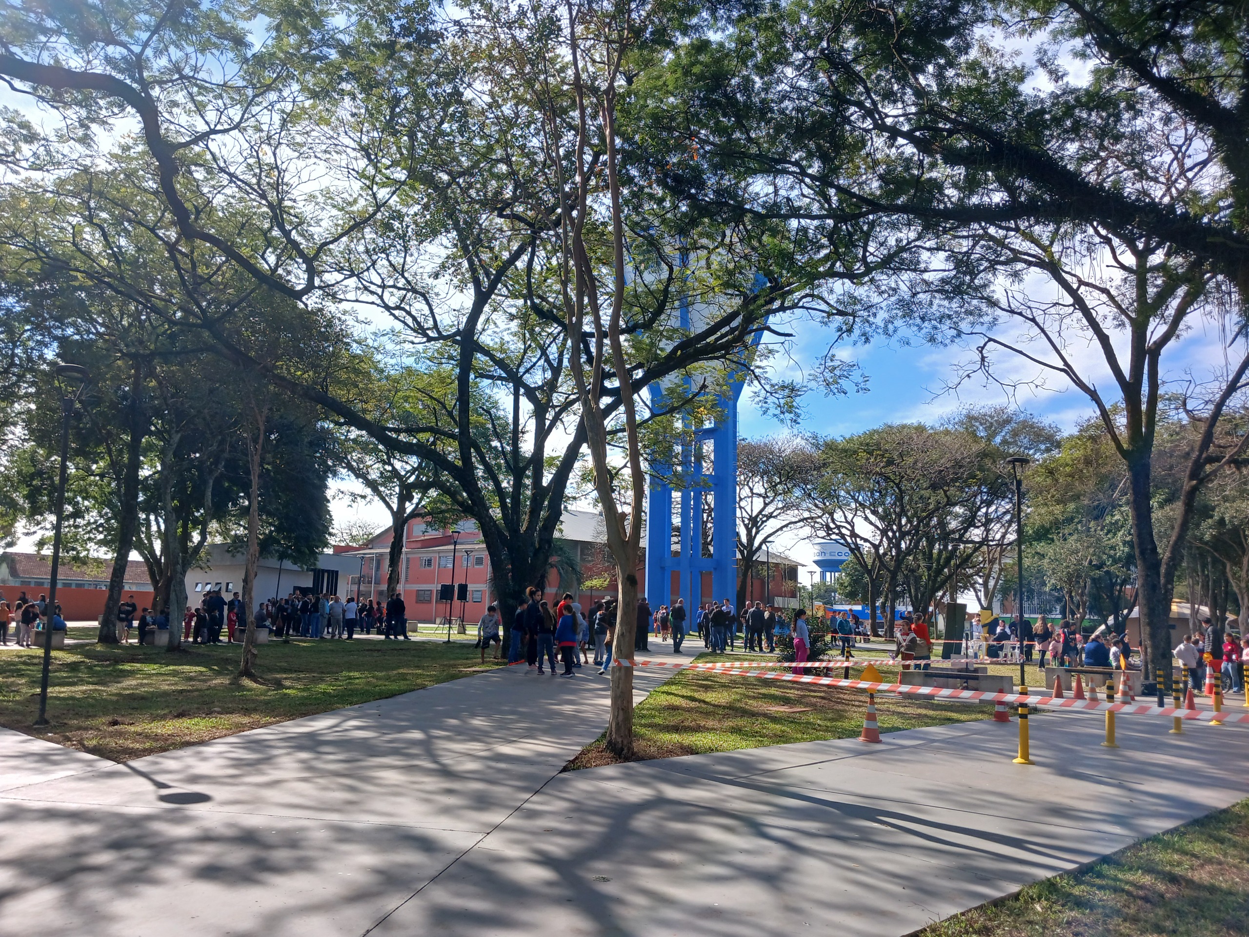 Praça de Cruzeiro é reinaugurada