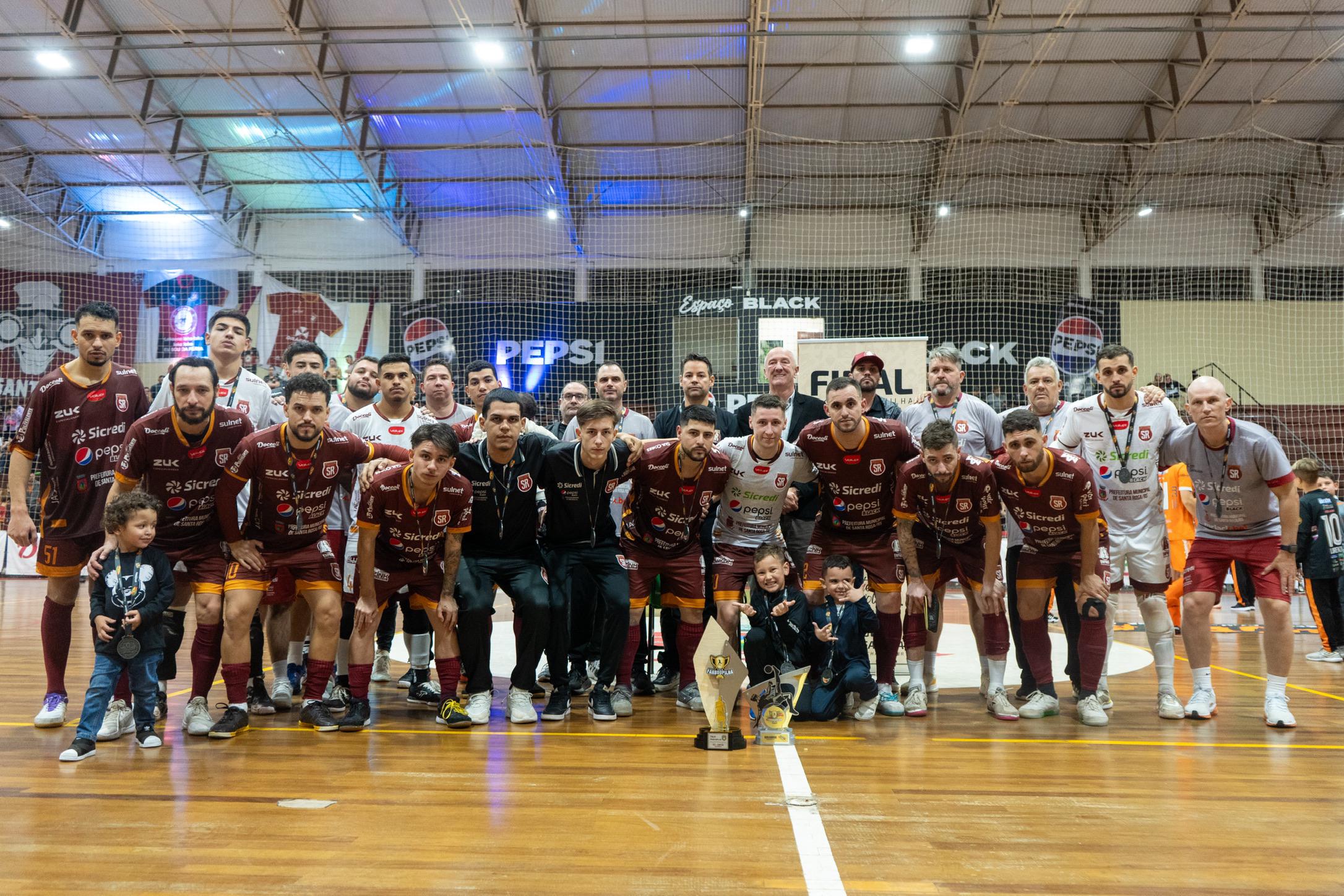 Santa Rosa Futsal fica com o vice-campeonato da Taça Farroupilha 2025