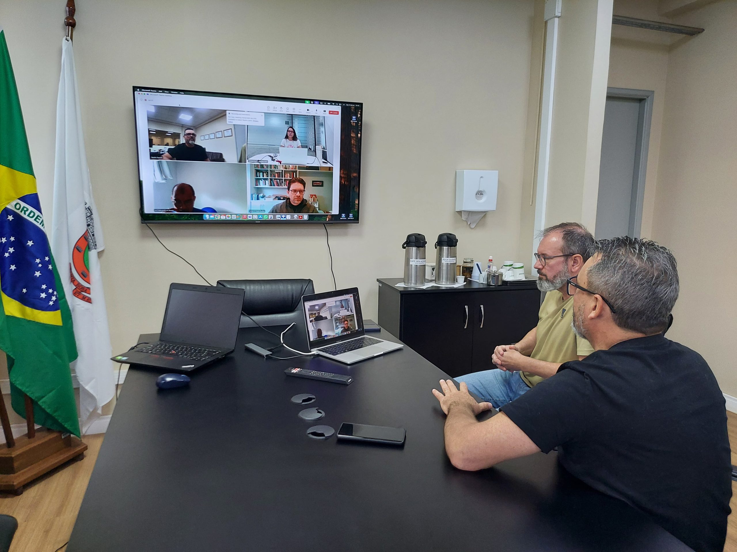 Santa Rosa fortalece parceria internacional com Universidade de Cambridge/UNIJUÍ para o desenvolvimento de cidade inteligente Santa Rosa fortalece parceria internacional com Universidade de Cambridge/UNIJUÍ para o desenvolvimento de cidade inteligente