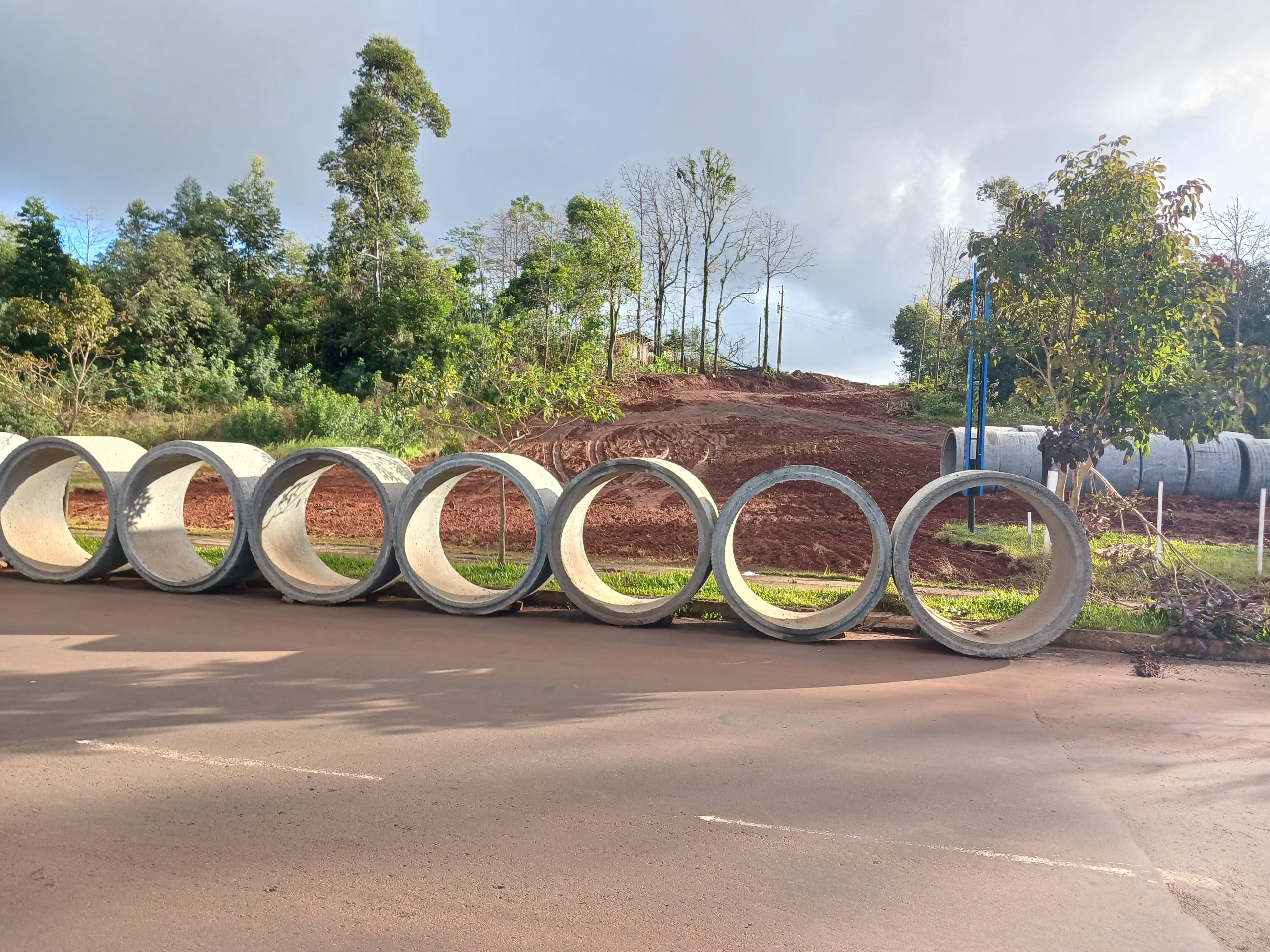 Obra da Rua Alfa Centauro segue em execução