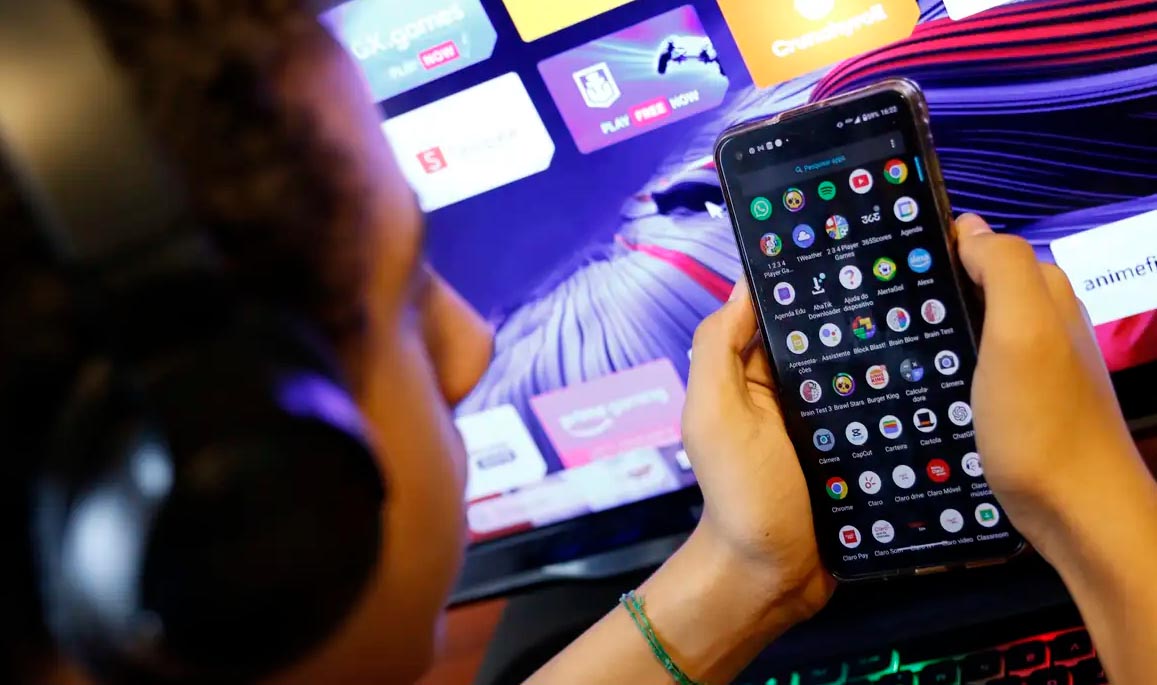 Maioria do STF vota a favor da responsabilização das redes sociais 