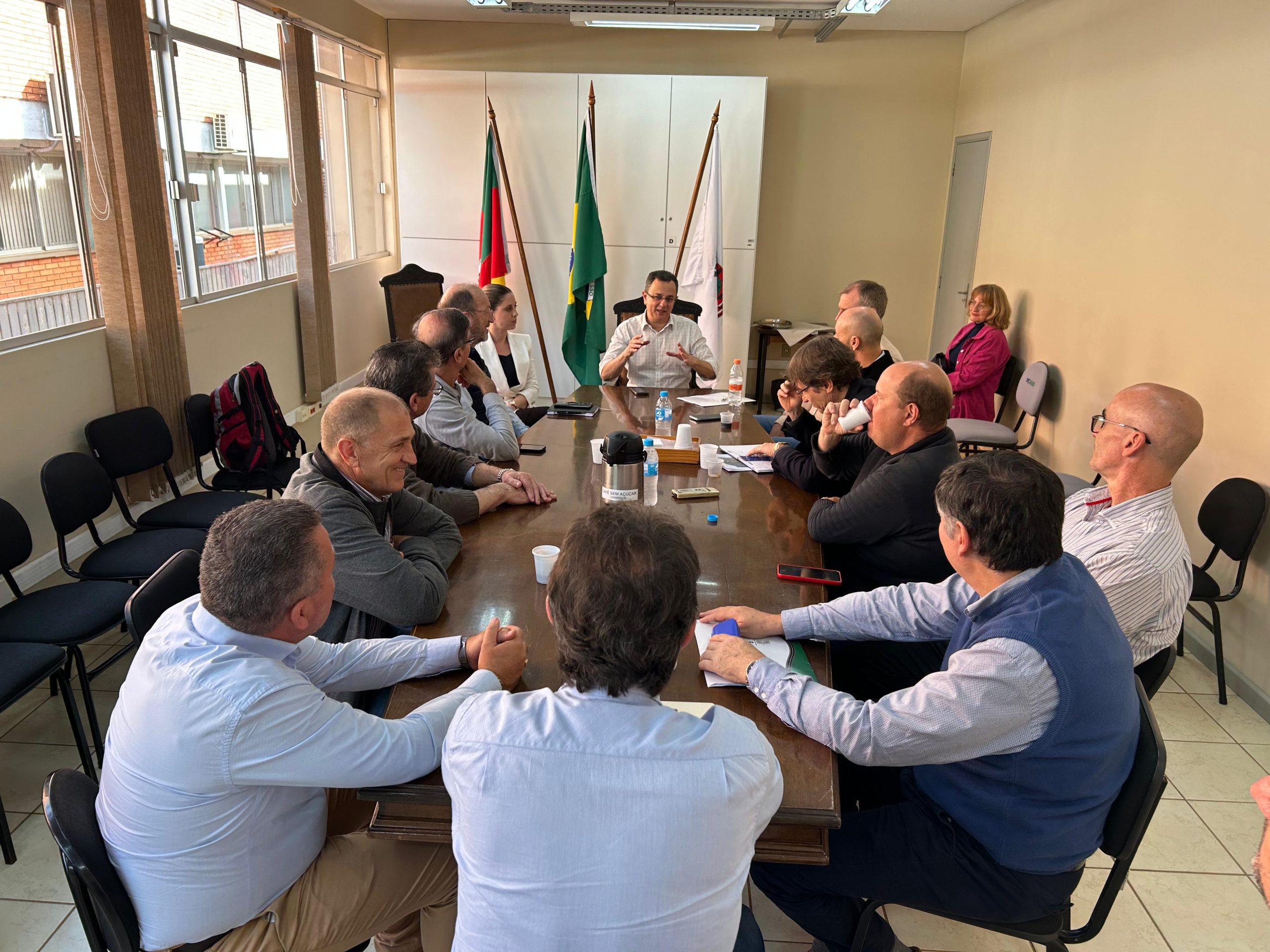 Projeto da Ponte Porto Mauá–Alba Posse avança com reunião em Santa Rosa