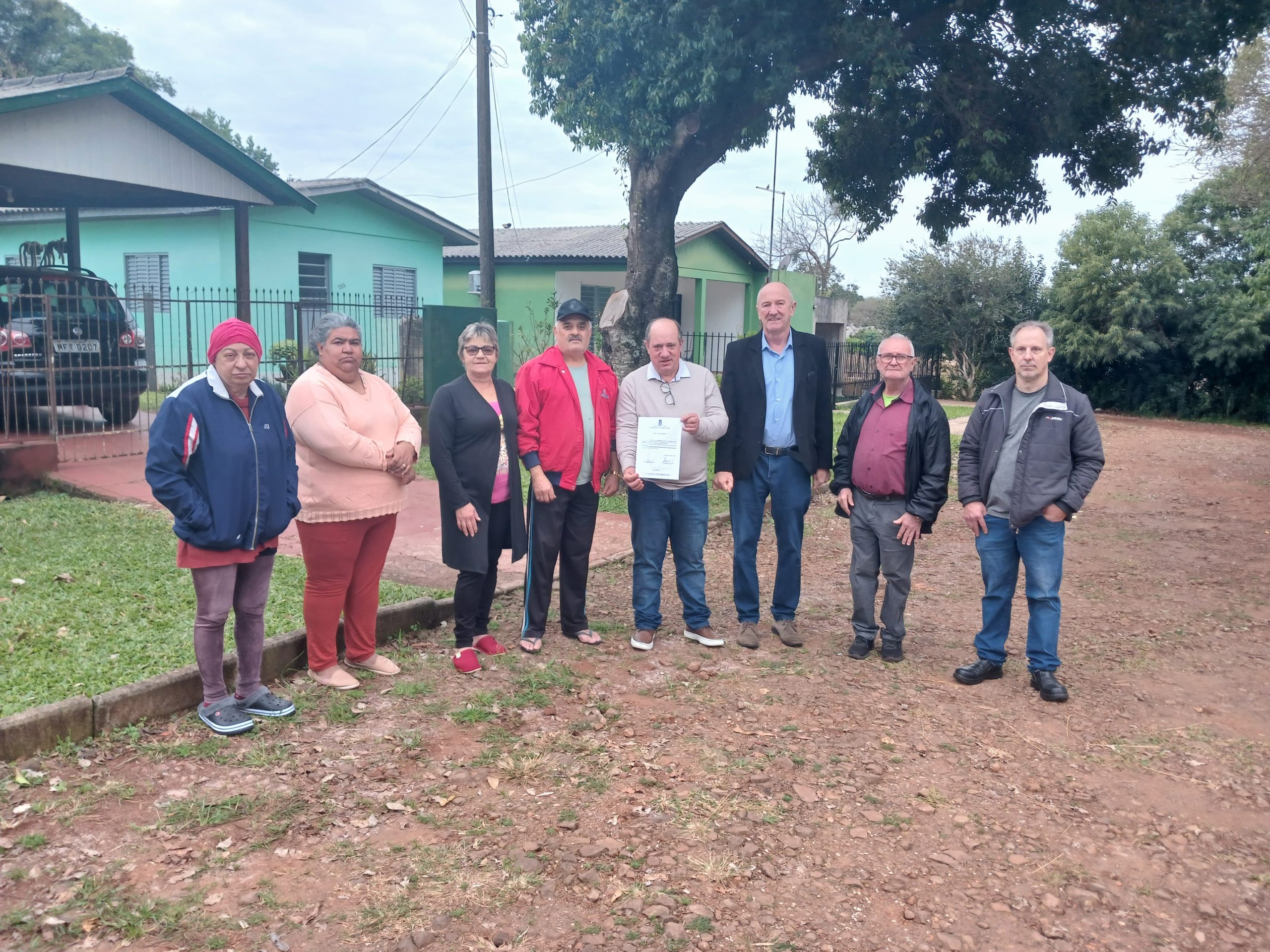 Mais uma obra de pavimentação em Cruzeiro Mais uma obra de pavimentação em Cruzeiro