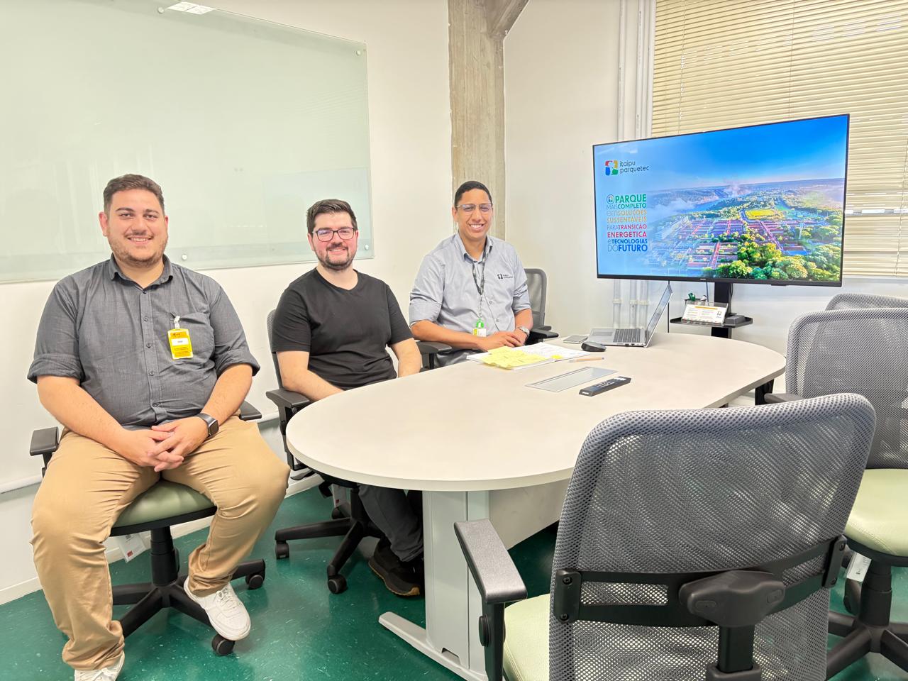Semear Agro Hub fortalece conexões em visita técnica no Itaipu ParqueTec, em Foz do Iguaçu