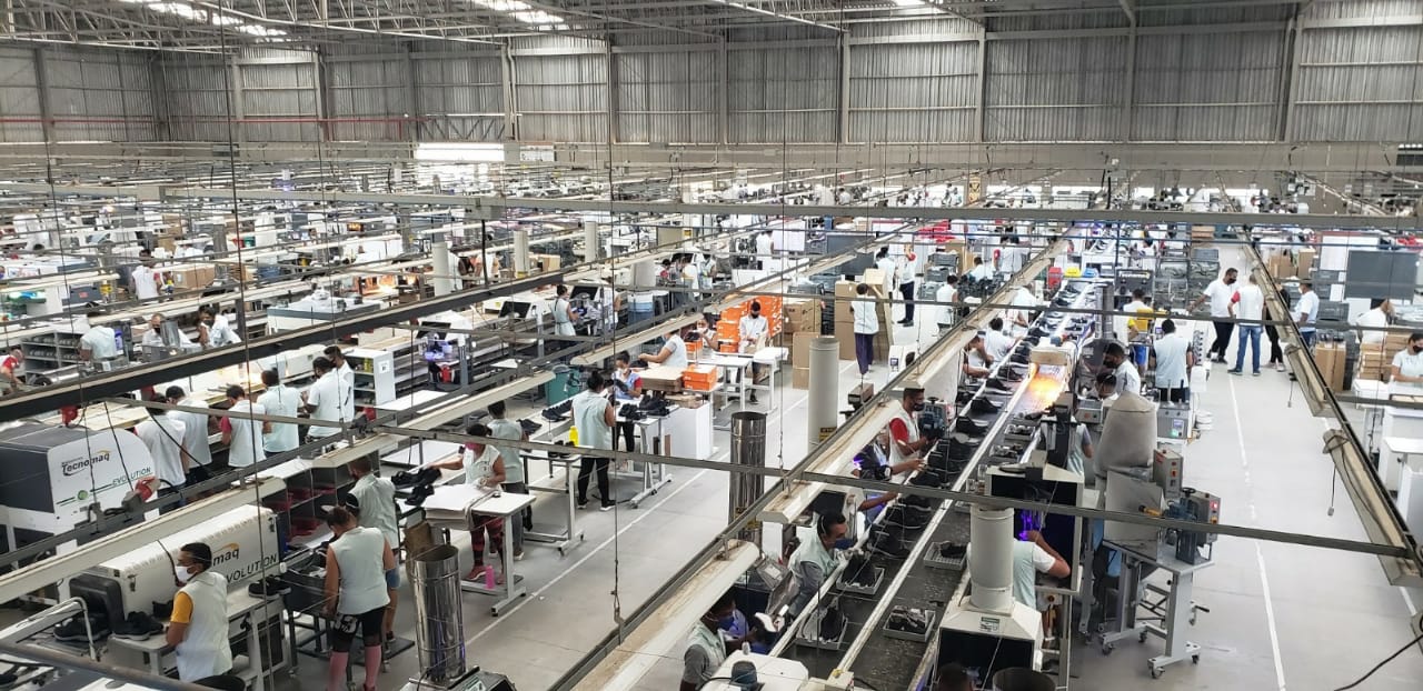 Tarifaço norte-americano deve impactar 80% dos exportadores de calçados Tarifaço norte-americano deve impactar 80% dos exportadores de calçados