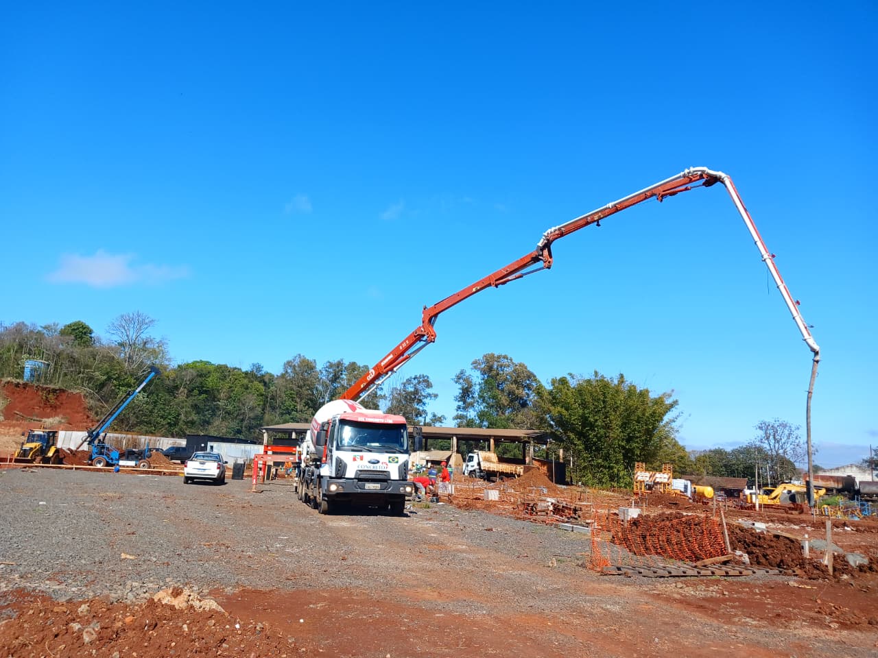 Fundação da obra do Ginásio está quase concluída Fundação da obra do Ginásio está quase concluída