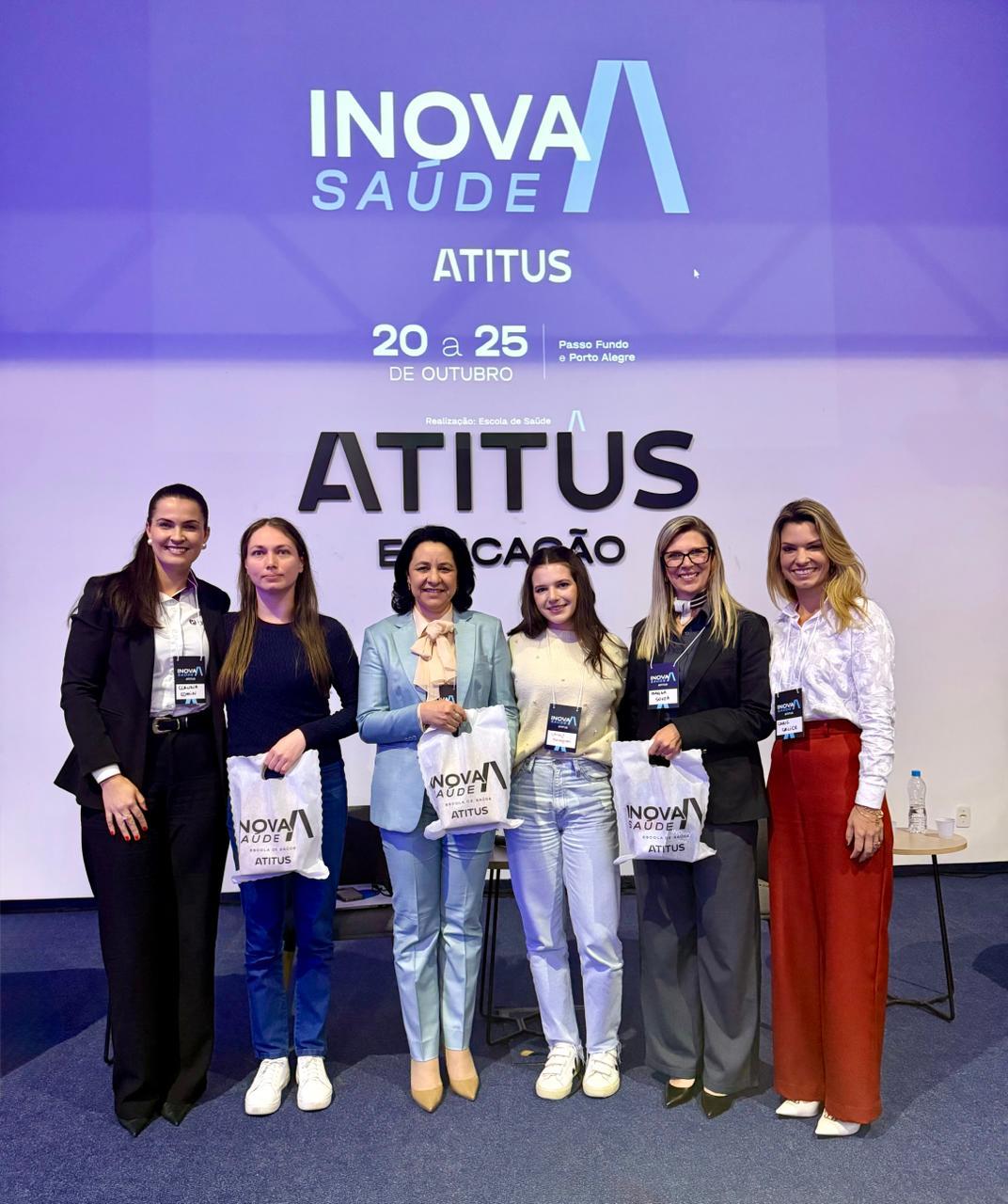Diretora do HVS compartilha experiência sobre inovação e gestão durante evento em Passo Fundo Diretora do HVS compartilha experiência sobre inovação e gestão durante evento em Passo Fundo