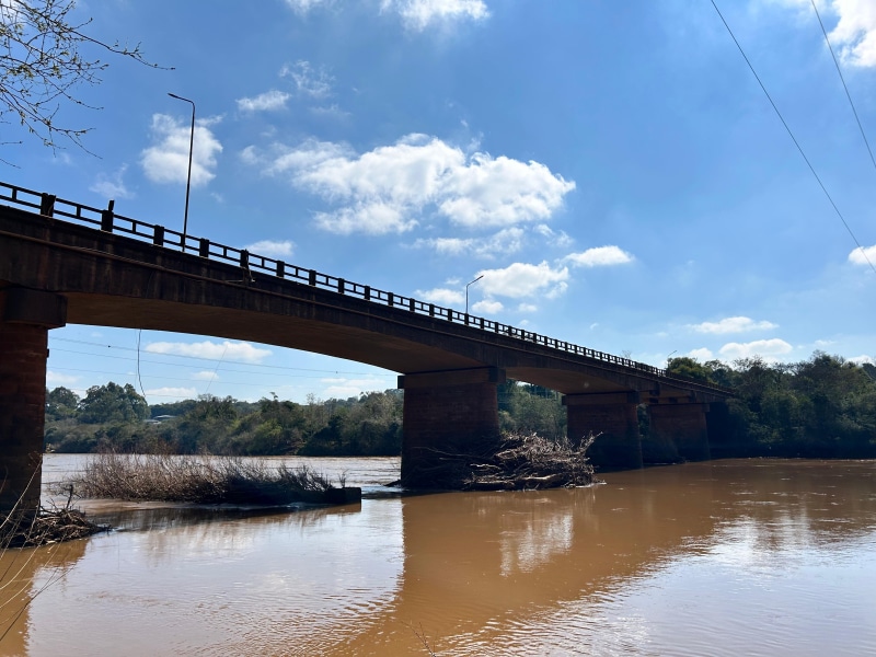 Assinado contrato para obras na ponte do Rio Ijuí, que liga Santo Ângelo a Entre-Ijuís Assinado contrato para obras na ponte do Rio Ijuí, que liga Santo Ângelo a Entre-Ijuís