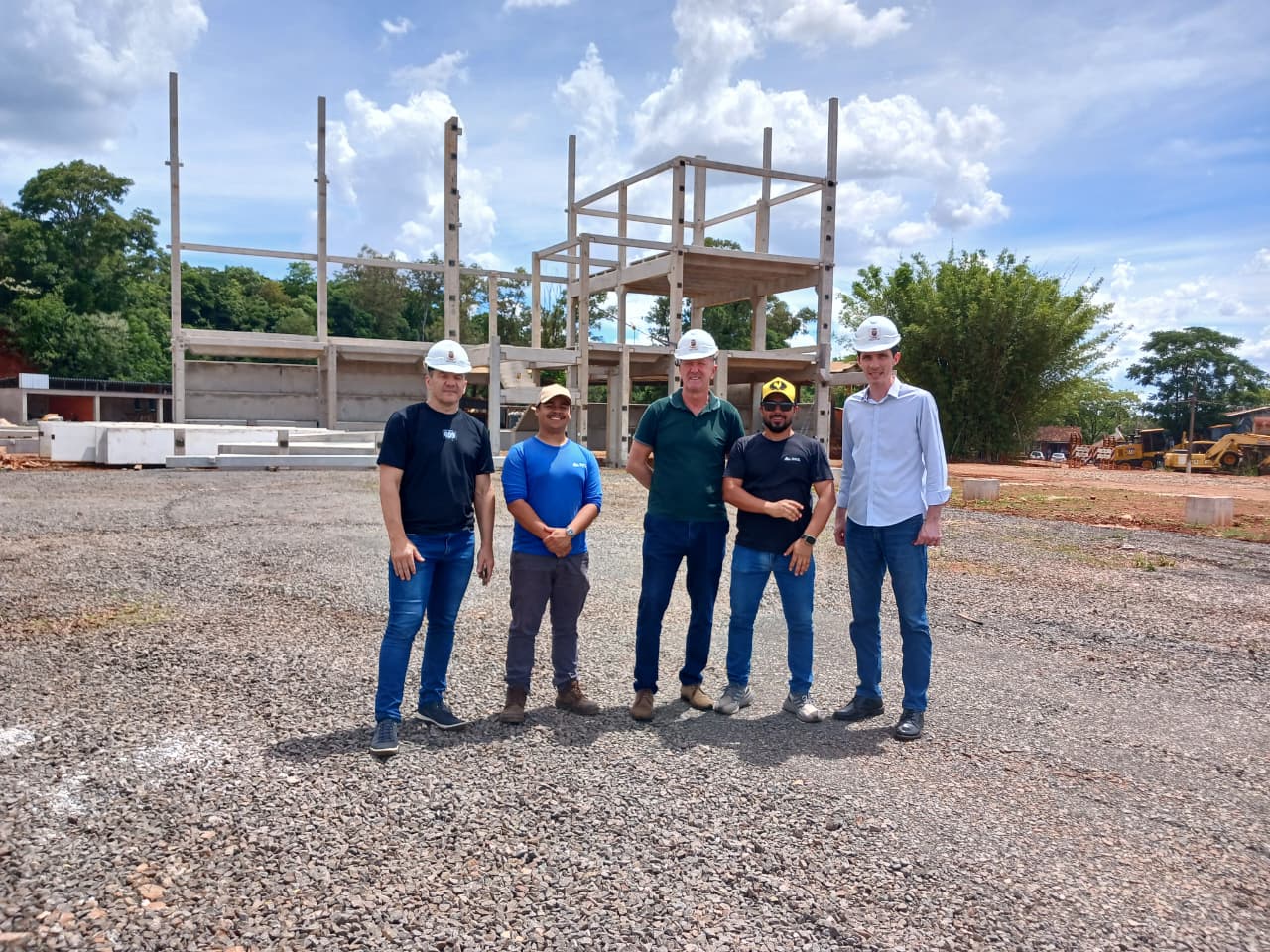 Estrutura do Ginásio Municipal em andamento 