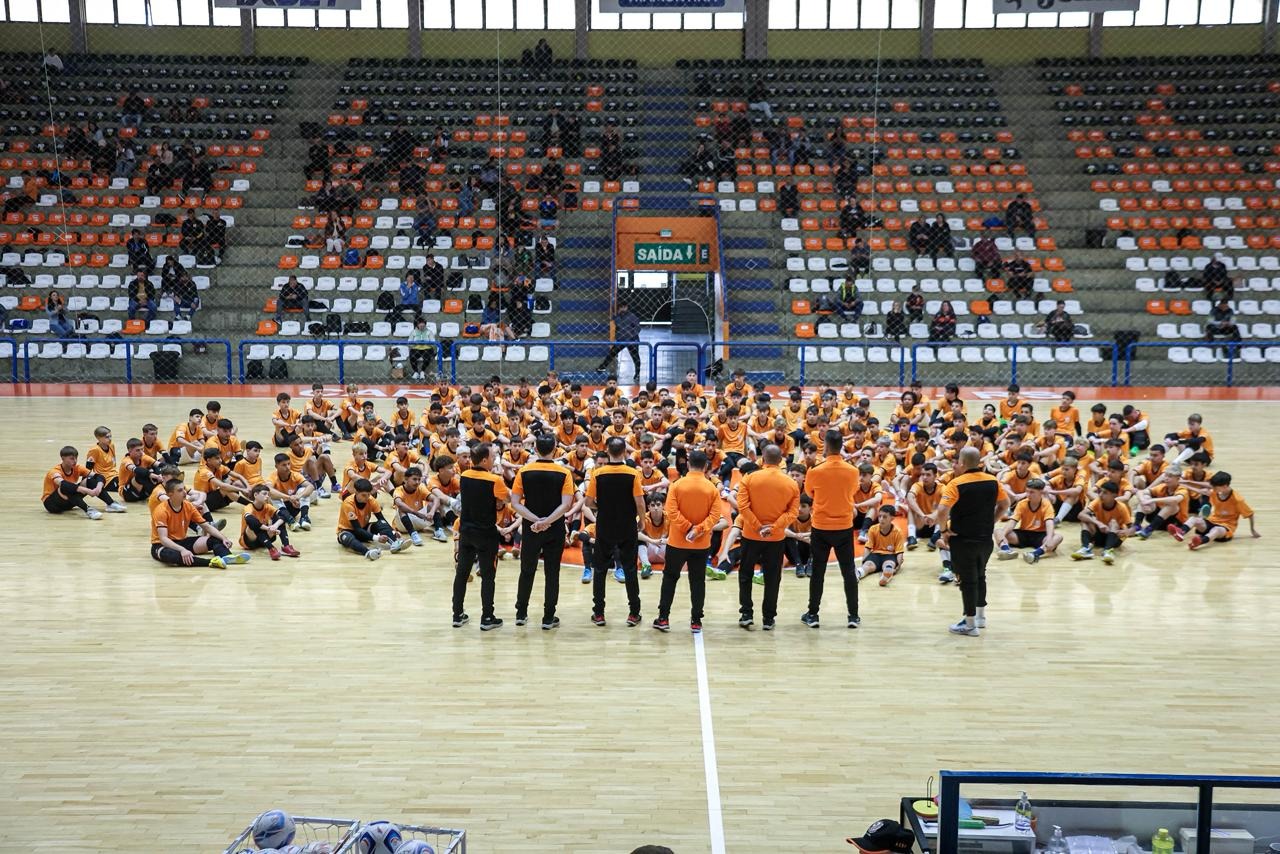 Santa Rosa lança Núcleo ACBF com protagonismo de Danilo Kruger, presença do campeão mundial Fininho e metodologia reconhecida nacionalmente