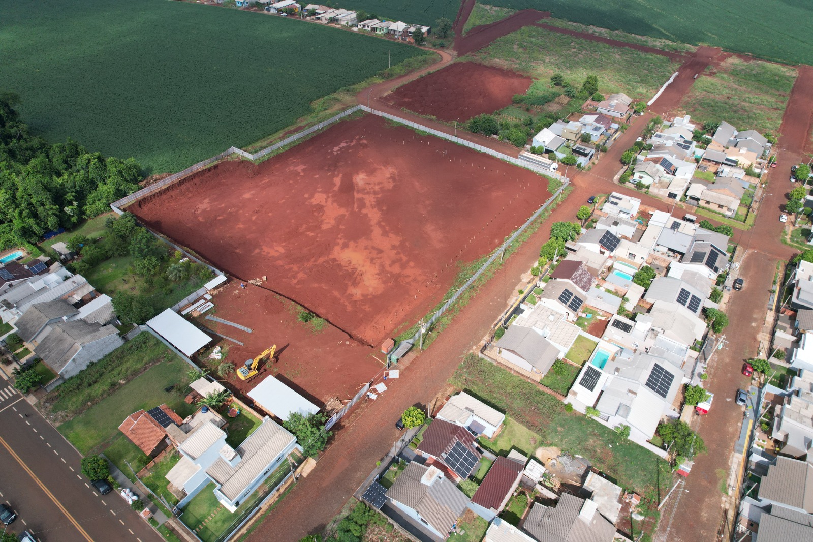 Terraplanagem da Escola do Montese foi finalizada Terraplanagem da Escola do Montese foi finalizada