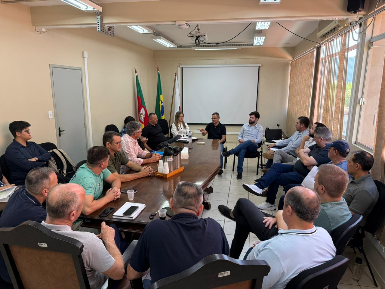 Governo Municipal intensifica cobrança e exige agilidade da Corsan