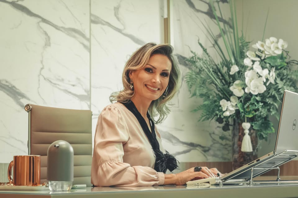 Ronize Damassini é pré-candidata a deputada estadual pelo Progressistas e passa a integrar o cenário político Ronize Damassini é pré-candidata a deputada estadual pelo Progressistas e passa a integrar o cenário político