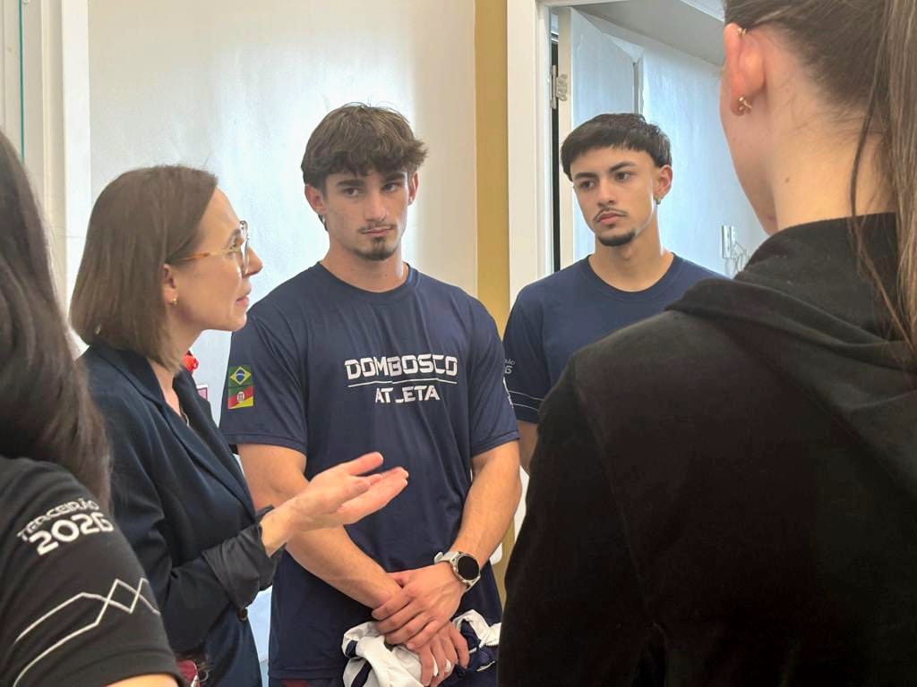 Estudantes do Colégio Dom Bosco realizam visita técnica ao Hospital Vida & Saúde
