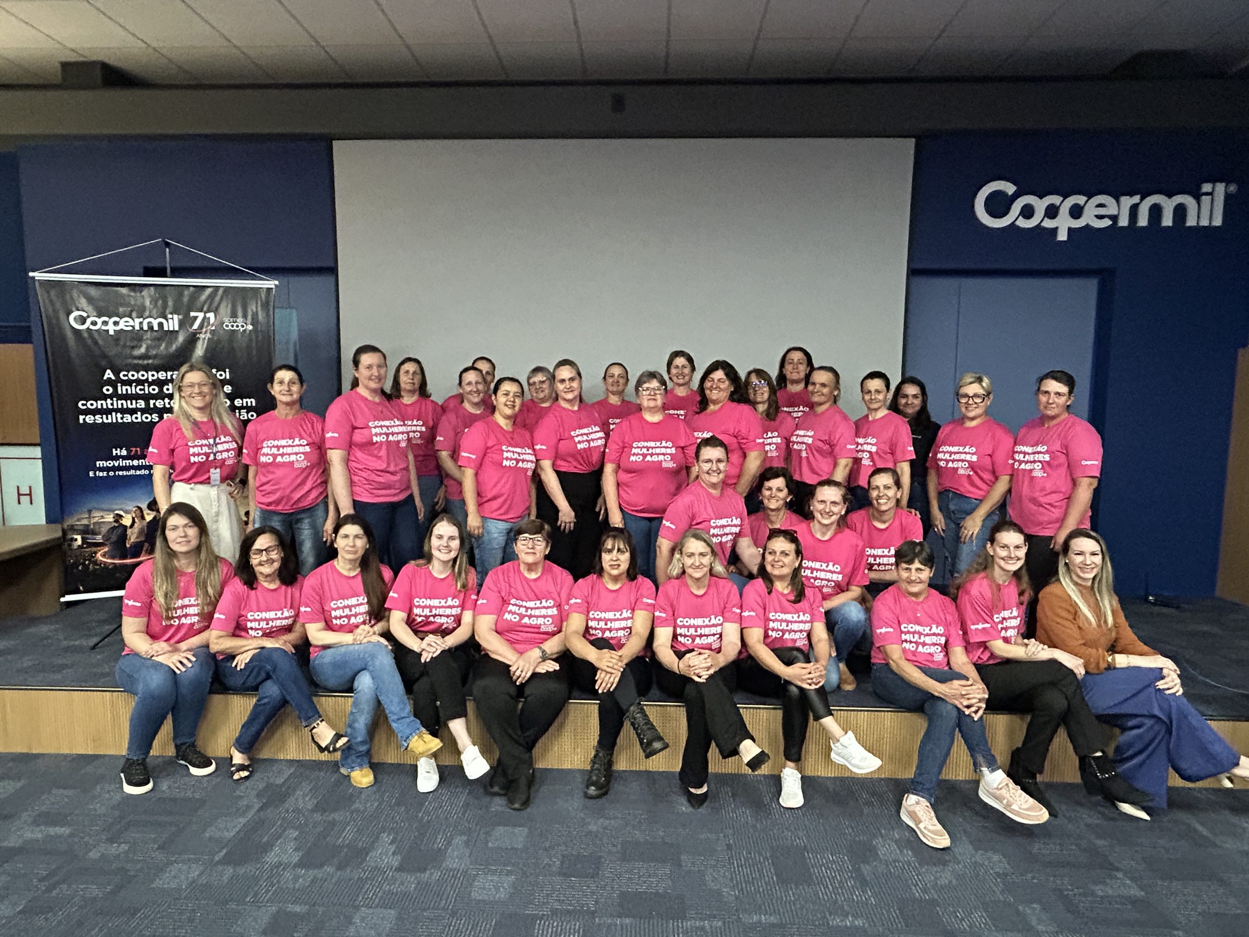 Coopermil realiza terceiro encontro da 4ª turma do Conexão Mulheres no Agro