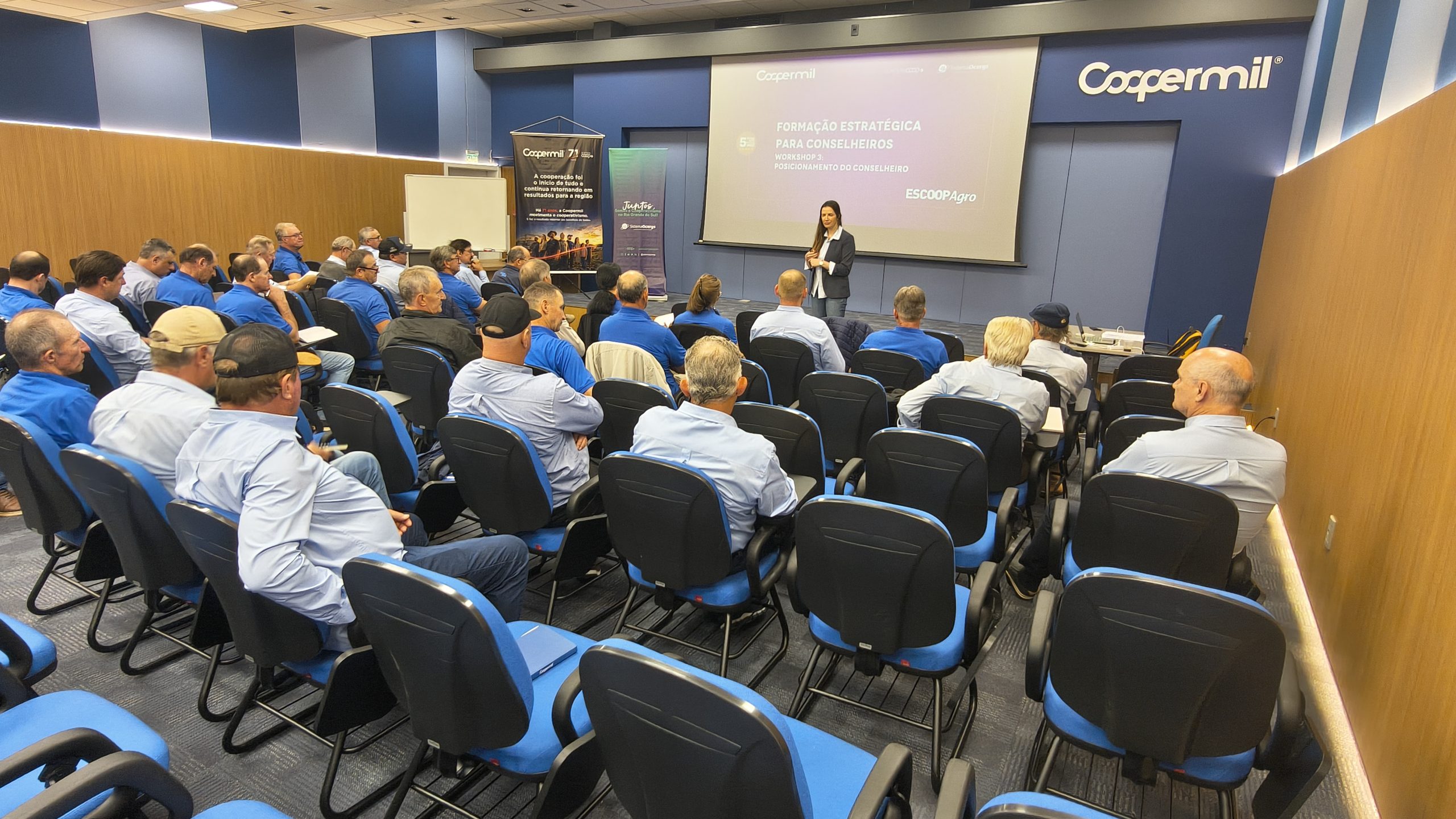 Coopermil encerra Curso de Desenvolvimento de Lideranças para Conselheiros de Administração e Fiscal Coopermil encerra Curso de Desenvolvimento de Lideranças para Conselheiros de Administração e Fiscal